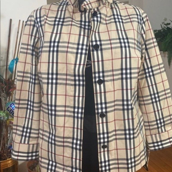 Burberry London Botton Down Long Sleeve with Neck Buckle